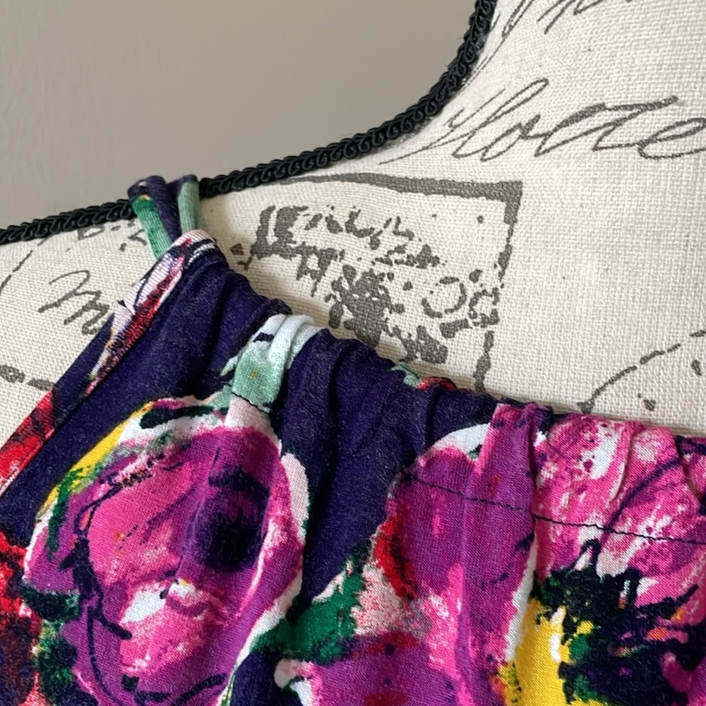 EUC Women’s Loveapella Floral Halter tank in size 1X​ - Picture 2 of 8